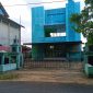 Gedung sains di Jalan Payudan Timur, Kota Sumenep tampak tutup dan tidak ada aktivitas Selasa 24 Mei 2022. (Foto: Toifur Ali Wafa/LensaMadura.Com)