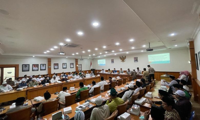 Densus 88 Polri Gandeng Kiai NU Hingga Mantan ISIS Untuk Gelorakan Islam Wasathiyah di Sampang