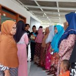 Peduli Sosial, AWALS Sapudi Berikan Sembako Kepada Kaum Duafa dan Fakis Miskin