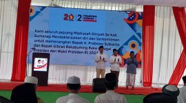 Guru Madin dan guru ngaji di Sumenep saat deklarasi Prabowo-Gibran (lensamadura.com/rifqi)