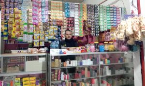 Haris, Penjaga Warung Madura di Solo Protes Larangan Buka 24 Jam