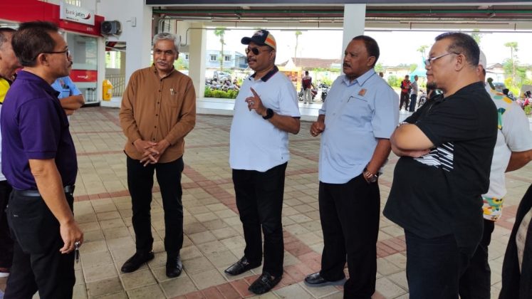 Ketua Umum KONI Jatim Muhammad Nabil bersama jajaran pengurus saat meninjau venues di Malang Raya, yang rencananya akan dihelat Porprov IX/2025 mendatang (lensamadura.com/istimewa)