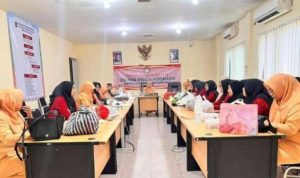 DWP Bappeda Sumenep Gelar Pelatihan Ecoprint untuk Tingkatkan Kreativitas Anggota