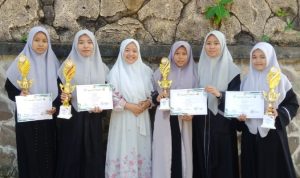Siswi Ar-Rahman Sumber Padang Sabet Sejumlah Juara dalam Ajang Bahasa Arab Universitas Annuqayah