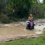 Jalan Rusak di Juruan Daya